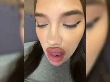 Bongacams Live Porn of Glossmixdoll