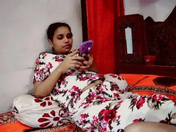 Bongacams Sex Cam of Loveuoy28k1