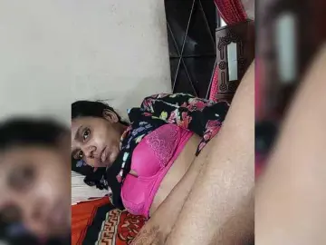 Bongacams Sex Cam of Loveuoy28k1