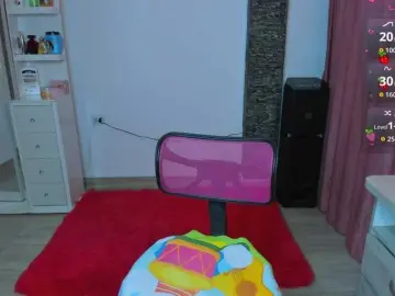 Bongacams Nude Webcam of Brunette-Of-Your-Dreams