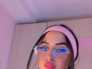 BellaBroocks