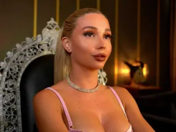 Bongacams Nude Webcam of MalloryDimonium