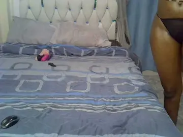 Bongacams Live Sex Cam of Petitedolliey