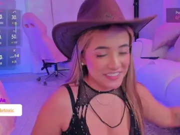 Bongacams Best live sex cam show of LittleToxic