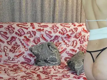 Bongacams Free Porn Cam of sexlove12002