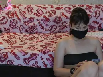 Bongacams Watch Live Sex Cams of sexlove12002
