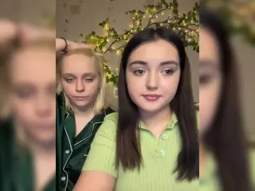 Bongacams Live Porn of BellaAndAlice