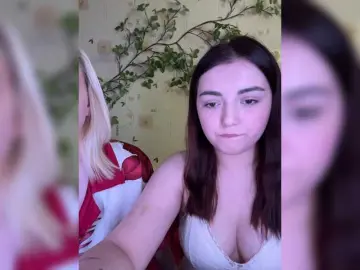 Bongacams Live Porn of BellaAndAlice