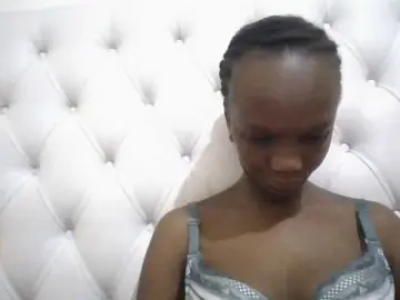 Bongacams Best Webcam of Naughtypetite1