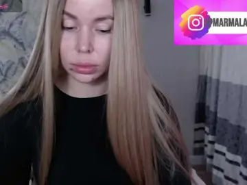 Bongacams Nude Webcam of Foxymoxy19