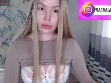 Bongacams Live Porn of Foxymoxy19
