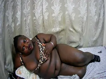 Bongacams Adult Webcams of chubby-cherry