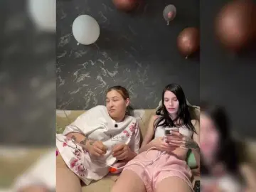 Bongacams Watch Live Sex Cams of 1NIGHT-