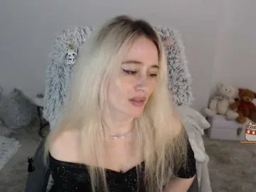 Bongacams Live Sex Cam of xyliganka777