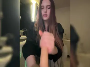 Bongacams Live Sex Cam of L0lly-D0lly