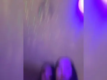 Bongacams Best live sex cam show of WetLips