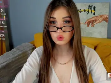 Bongacams Sex Cam of Emily-Lews