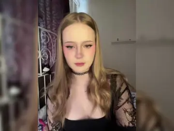 Bongacams Adult Video Chat of LolaMin