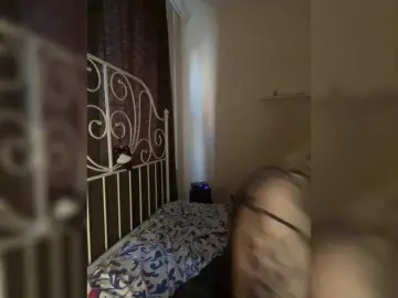 Bongacams Watch Live Sex Cams of LolaMin