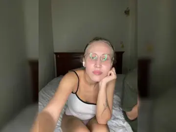 Bongacams Free Porn Cam of LoveStream69