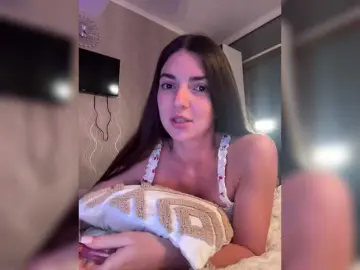 Bongacams Live Sex Cam of -Saharochek-