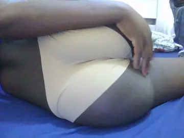 Bongacams Nude Webcam of Cute-vee