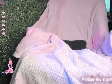 Bongacams Free Porn Cam of LeenyLipss