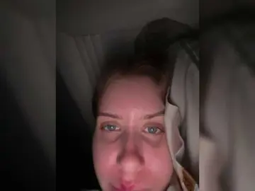 Bongacams Free Porn Cam of Luxxxuu