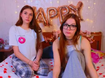 Bongacams Free Live Porn of SilenTwins