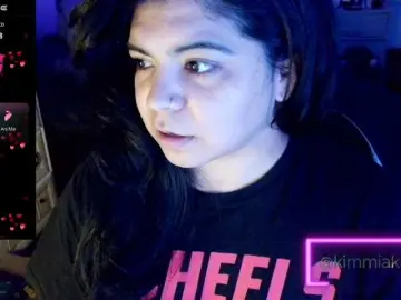 Bongacams Free Porn Cam of Kimmiakiss22