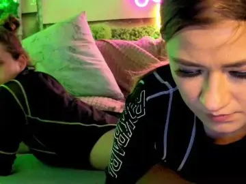 Bongacams Free Live Porn of 2Laski2