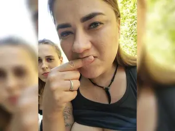 Bongacams Free Live Porn of 2Laski2