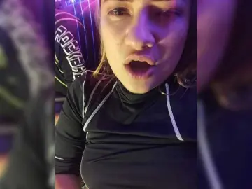 Bongacams Live Sex Cam of 2Laski2