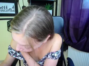 Bongacams Private Sex Chat of EmillyExtasy