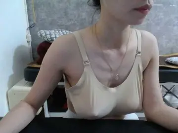 Bongacams Adult Webcam of HotQueen93