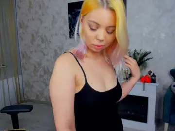 Bongacams Nude Webcam of FunnyVibe