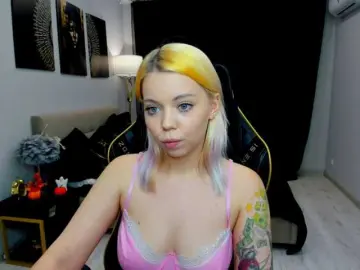 Bongacams Nude Webcam of FunnyVibe