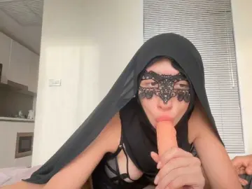 Bongacams Best live sex cam show of hiddenCrazySlut