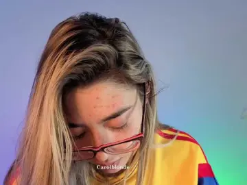 Bongacams Sex Cam of Charlotte-glasses