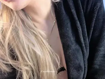Bongacams Adult Webcam of Charlotte-glasses