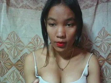 Bongacams Watch Live Sex Cams of Louane01