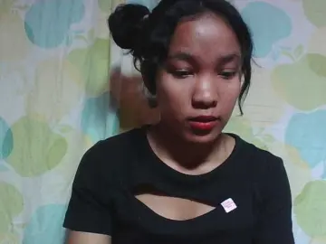 Bongacams Watch Live Sex Cams of Louane01