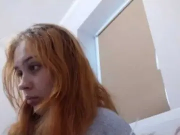 Bongacams Watch Live Sex Cams of RedieLye