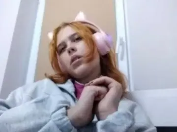 Bongacams Sex Cam of RedieLye