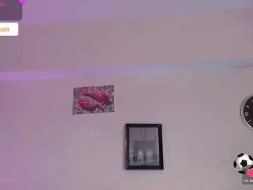 Bongacams Watch Live Sex Cams of alaiasweet