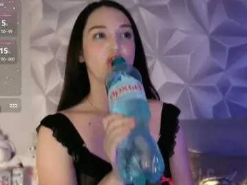 Bongacams Free Live Porn of horneyfallenangel3191