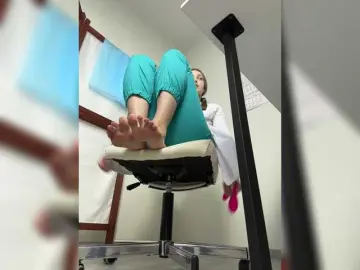 Bongacams Sex Cam of Adelaida1001