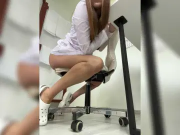 Bongacams Sex Cam of Adelaida1001