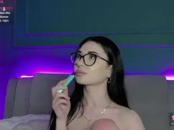 Bongacams Free Live Porn of Chiaralovee