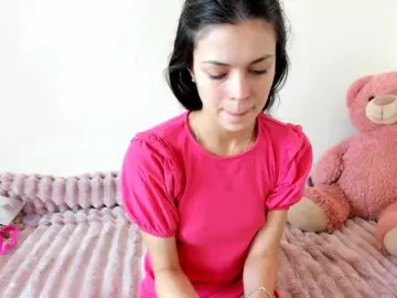 Bongacams Sex Cam of Honeykrisspussy